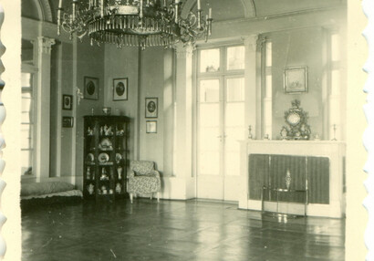 Velký společenský salon v roce 1940